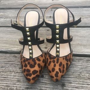 LEOPARD PRINT HEELS